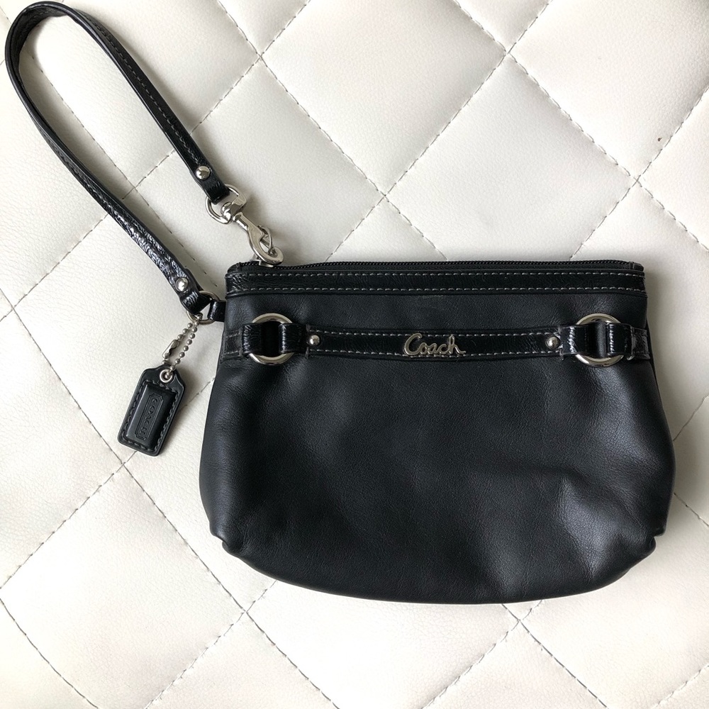 Coach Classic Small Wristlet